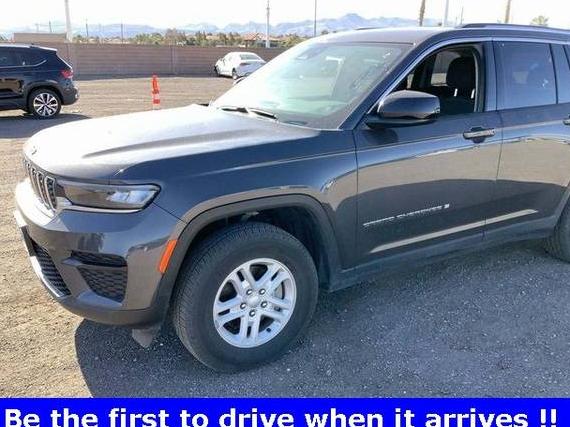 JEEP GRAND CHEROKEE 2023 1C4RJHAG3PC644437 image